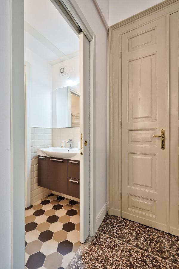 Apartments To Art Торино Екстериор снимка