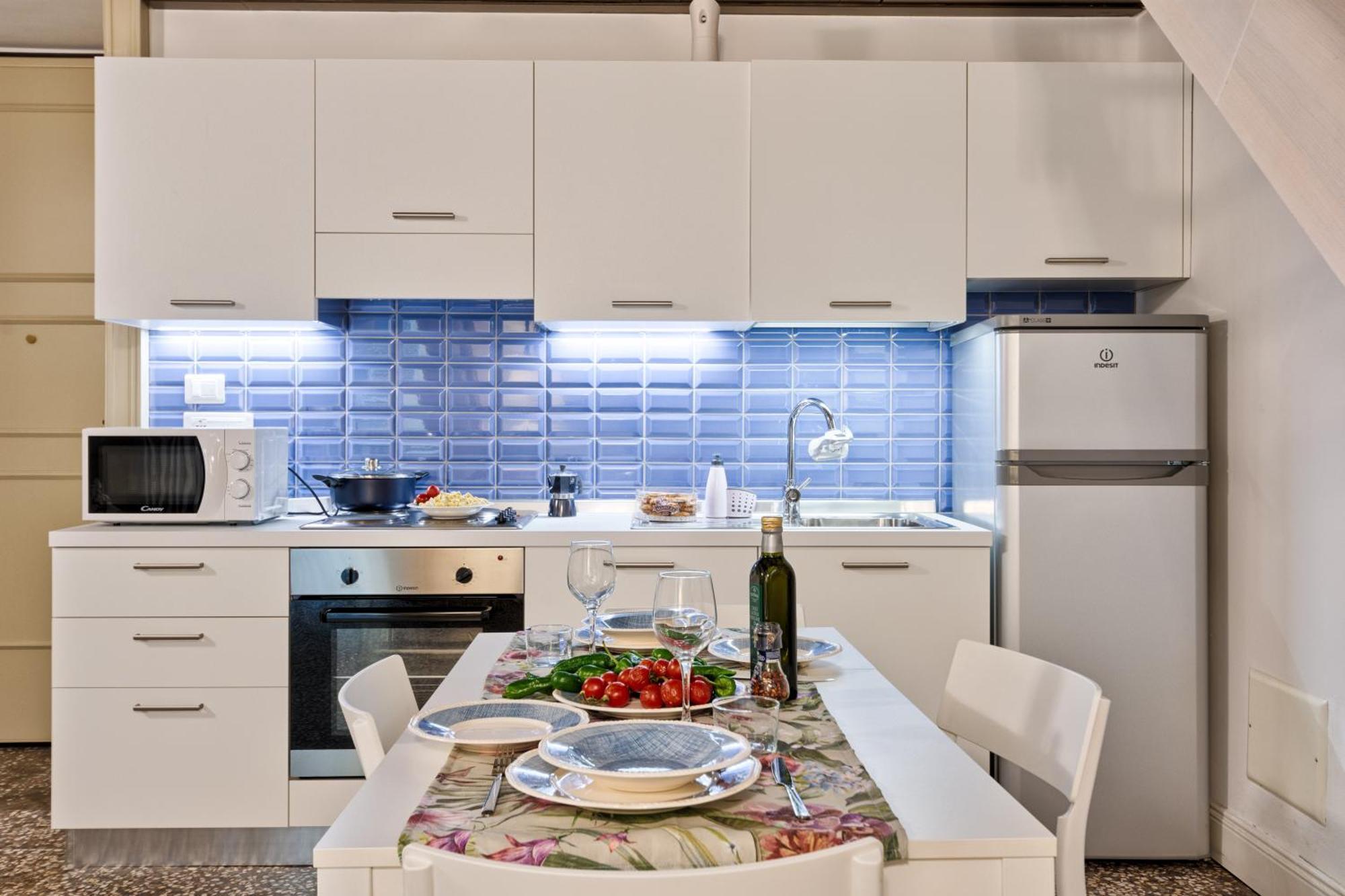 Apartments To Art Торино Екстериор снимка