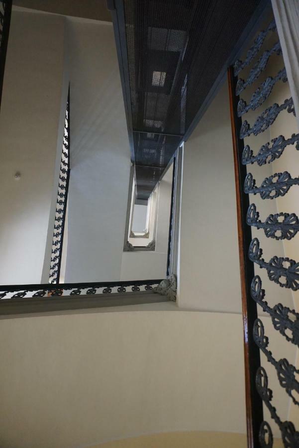 Apartments To Art Торино Екстериор снимка